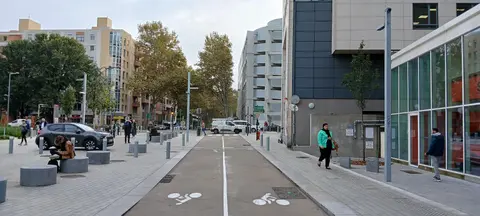 Photo 2 du compteur Avenue Georges Pompidou Pont SNCF