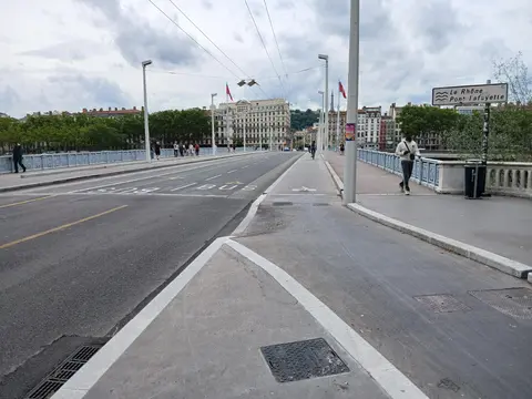 Photo 2 du compteur Pont Lafayette