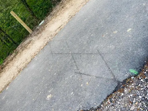 Photo 1 du compteur Parc Lacroix-Laval - allée du Buissonnier